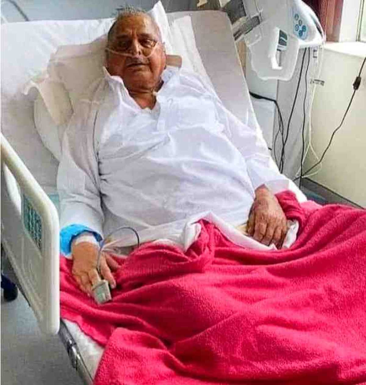 मुलायम सिंह यादव की हालत काफी नाजुक : अस्पताल